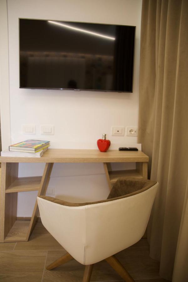 One Design Hotel Rimini Exteriör bild