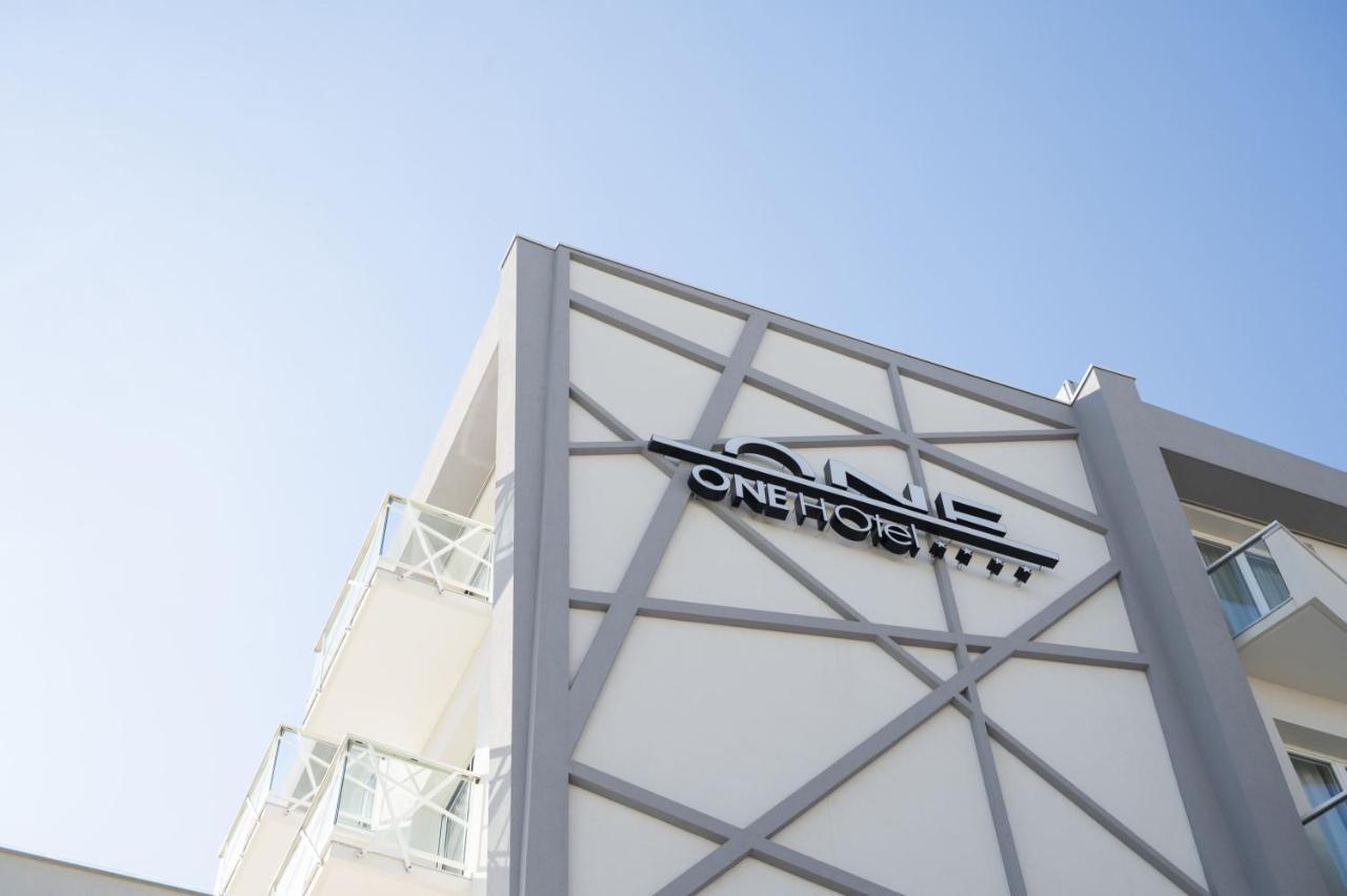 One Design Hotel Rimini Exteriör bild